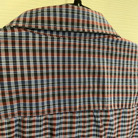 Van Heusen Mens Long Sleeved Dress Shirt Size XXL Neck 18-18 1/2 - Picture 9 of 11
